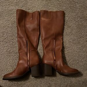 Zodiac boots
